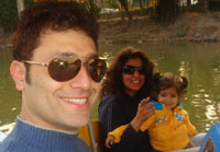 Shiney Ahuja with family